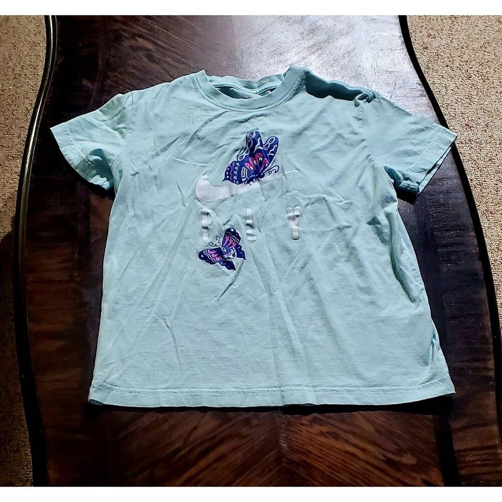 THE NIKE TEE GIRLS ACTIVE TSHIRT